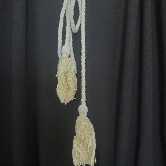 Black short sleeve summer dress with white trim - Picture 4 of 6